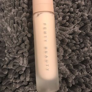 Fenty Beauty pro filter instant retouch primer